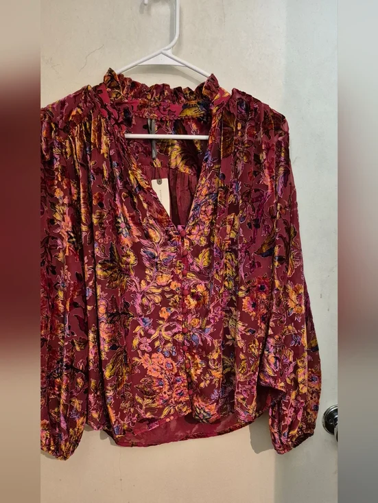 Anthropologie Estela Burnout Sheer Blouse Sz.S NWT - Picture 5 of 12